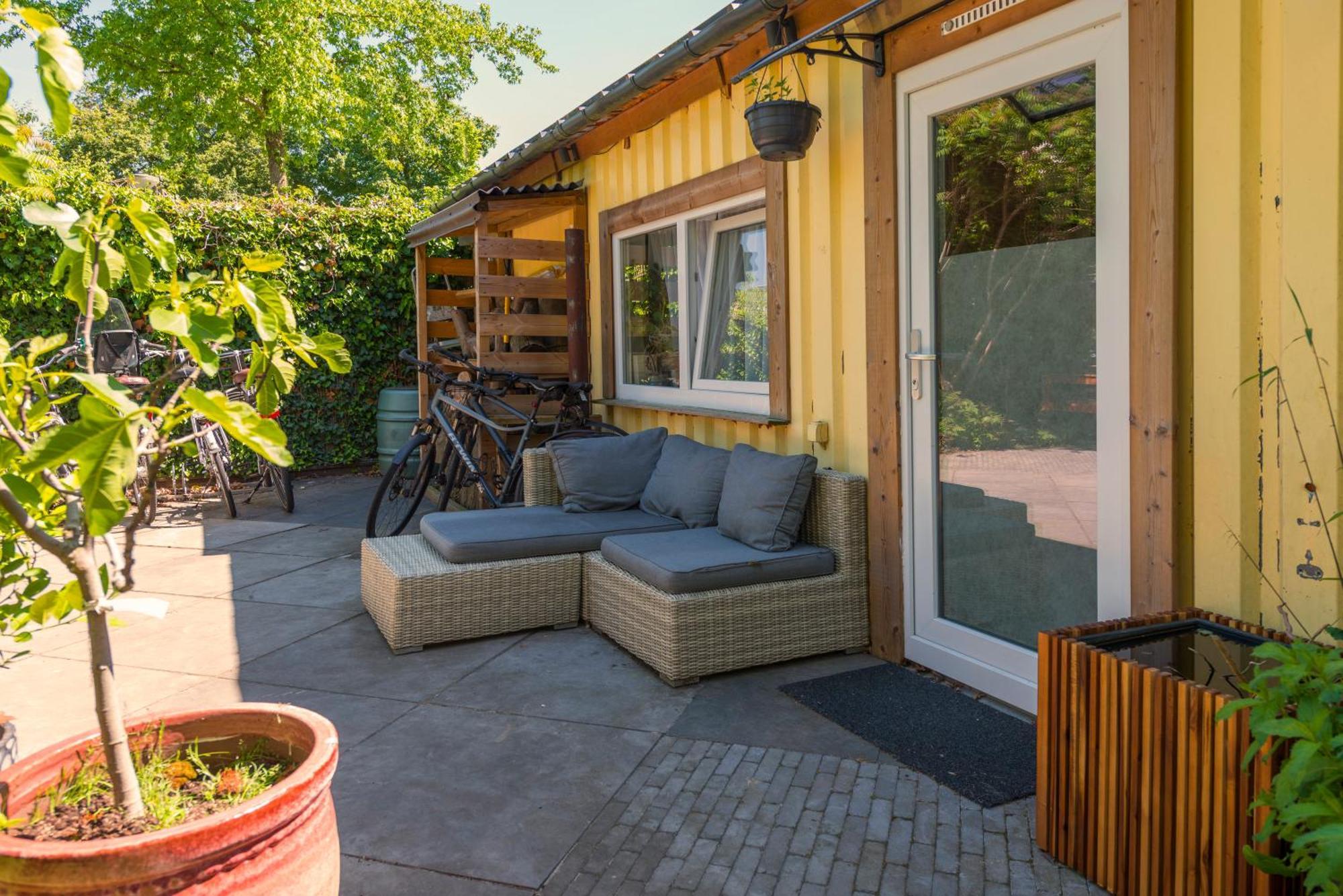 Cozy House - Leenfietsen, Eigen Keuken En Badkamer Nijmegen Luaran gambar
